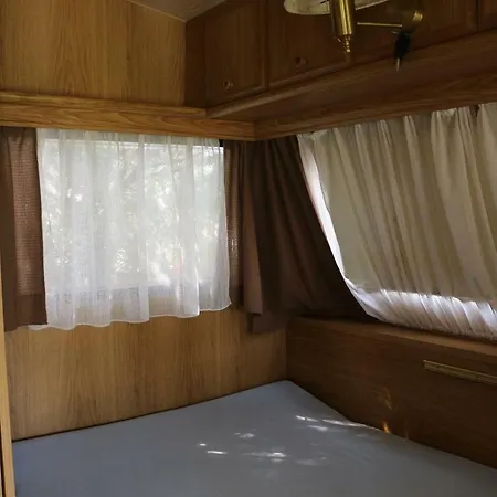 Campsite Mandel *
